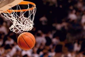 半岛体育 -巴特勒连续十二场比赛得分超过出色防守，TES挑战极限！