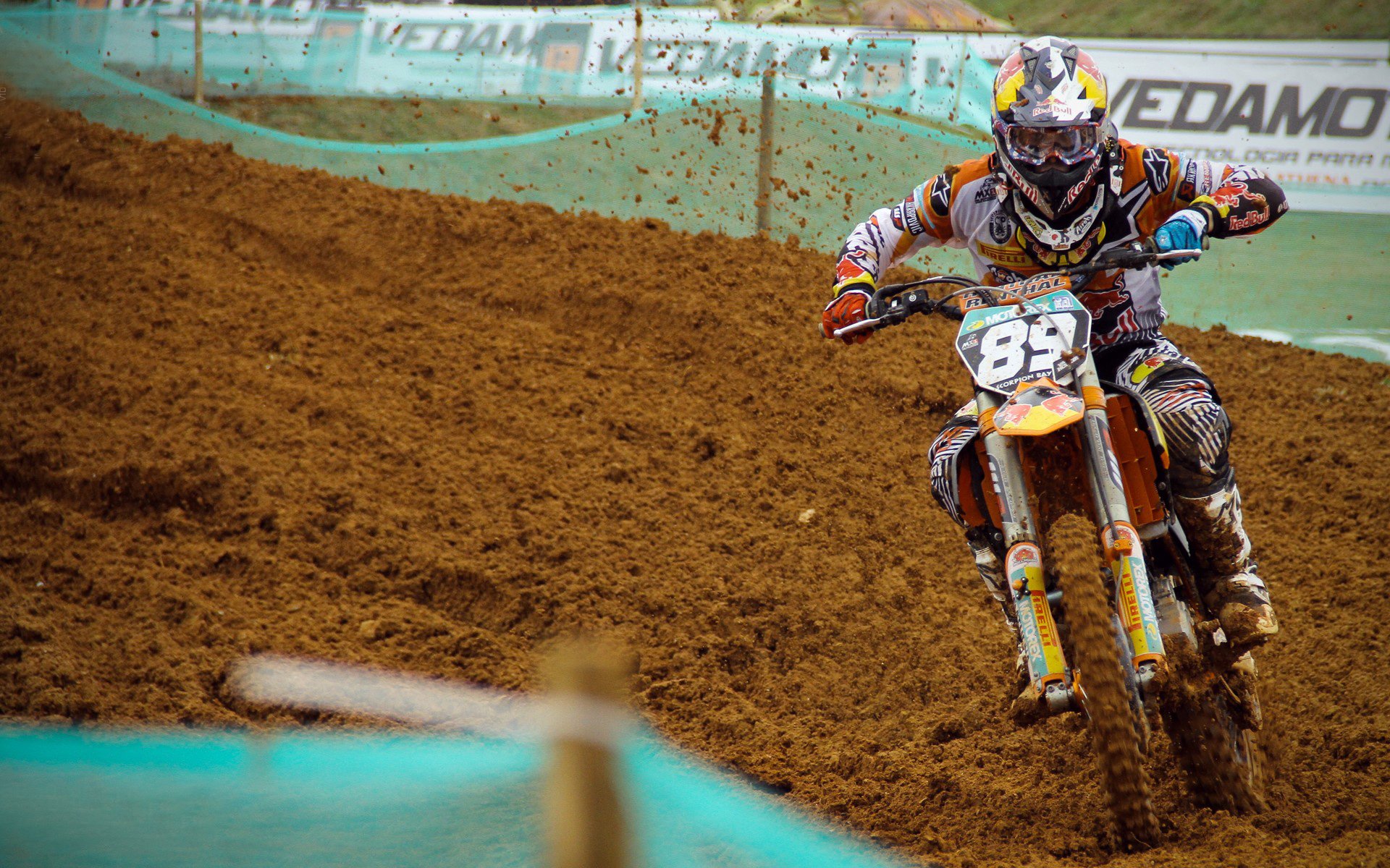 亚冠决赛激情夜!凯恩里突外投,热刺横扫洛杉矶湖人